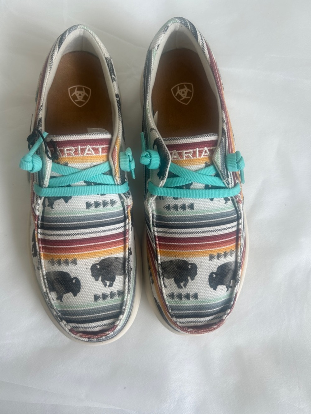 Ariat Women’s Canvas Slip On Hilo Casual Shoe in Multicolor Buffalo Print - Picture 2 of 6